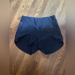 Speed up high-rise lined short 2.5”